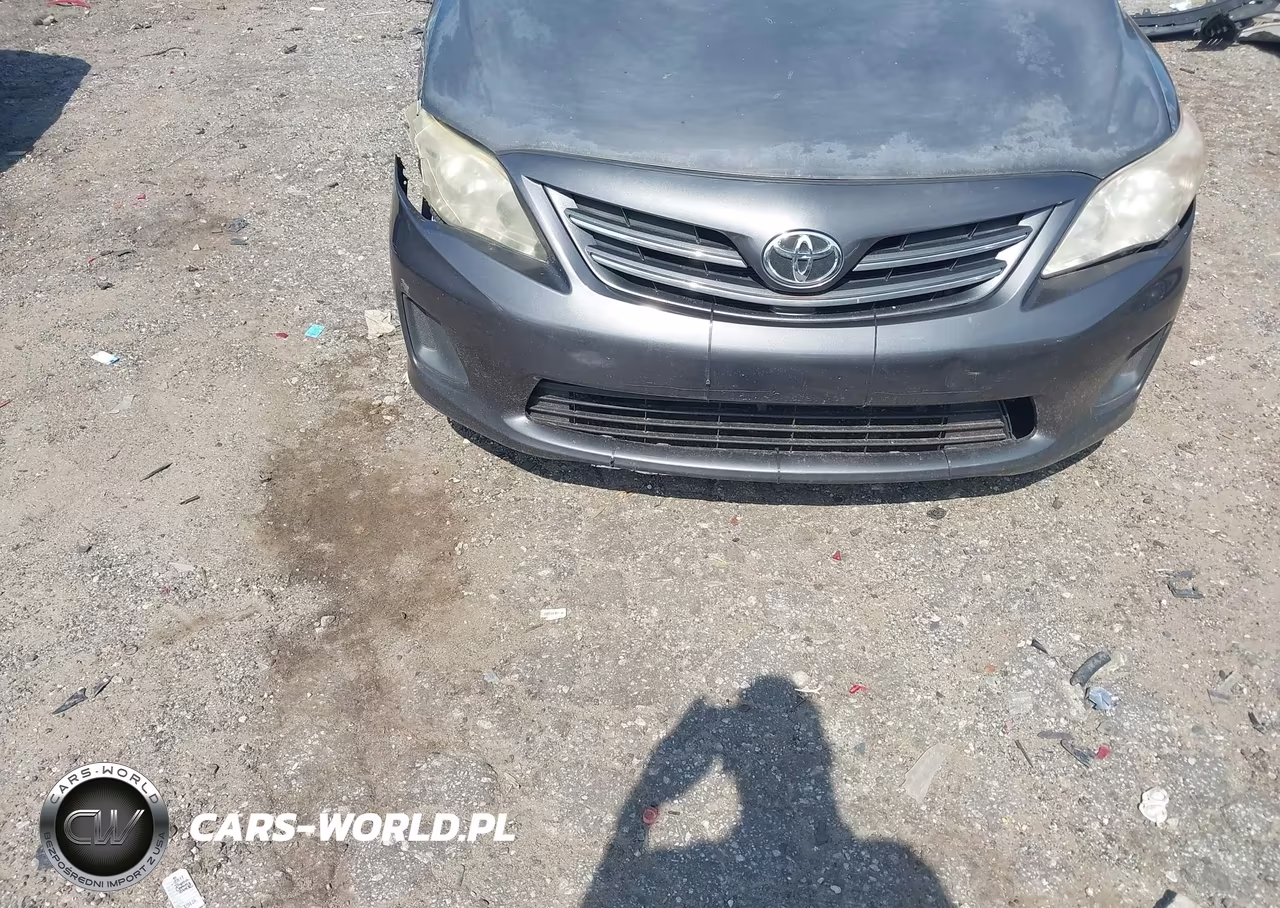 2013 Toyota Corolla Le VIN:5YFBU4EEXDP127147 - 17