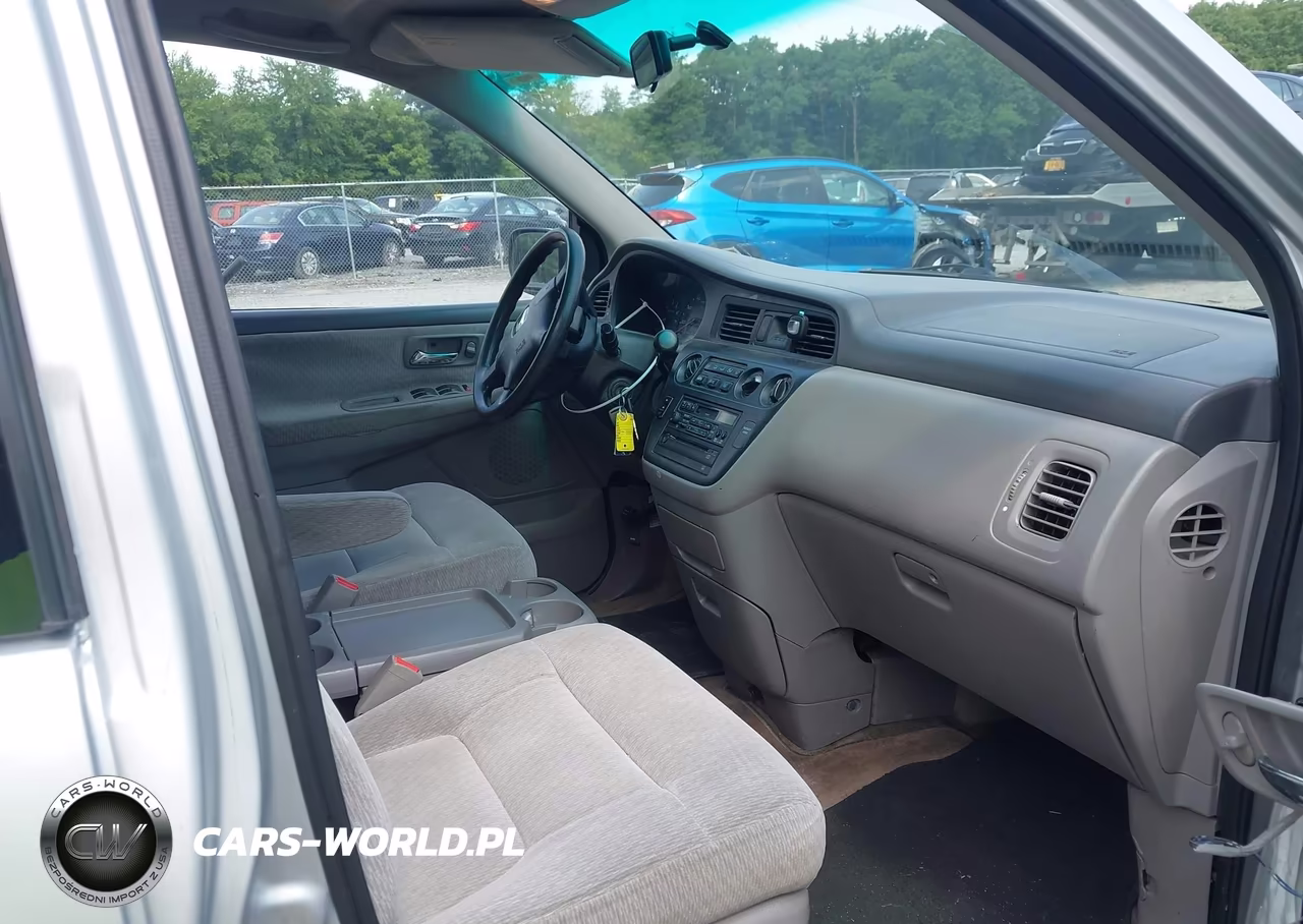 2004 Honda Odyssey Lx VIN:5FNRL185X4B140200 - 5