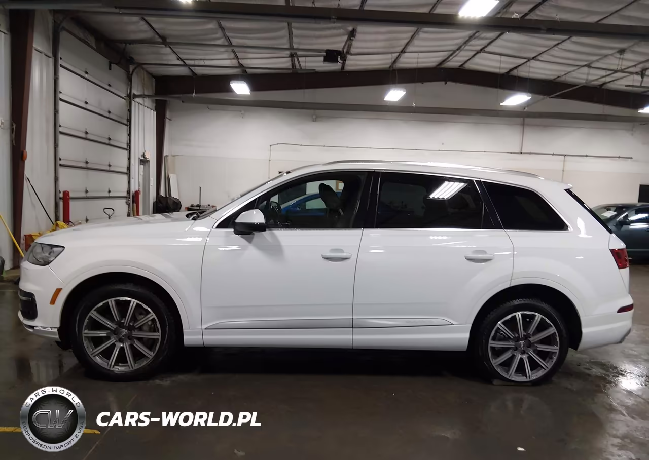 2017 Audi Q7 3.0T Premium VIN:WA1LAAF79HD047708 - 14