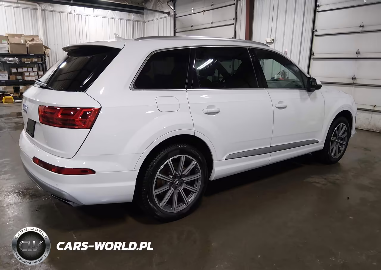 2017 Audi Q7 3.0T Premium VIN:WA1LAAF79HD047708 - 4