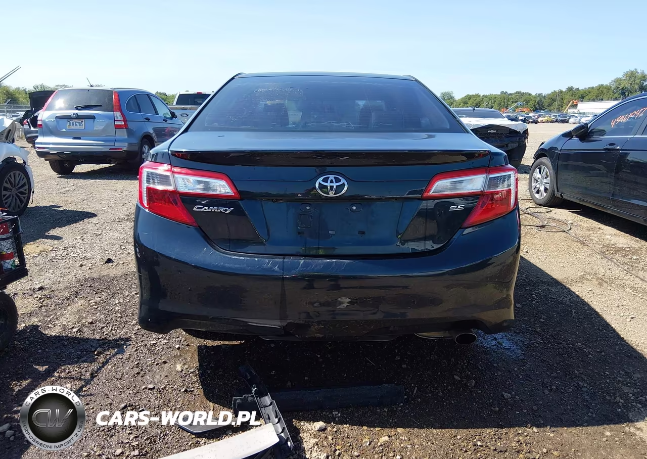 2014 Toyota Camry Se VIN:4T1BF1FK4EU451479 - 17