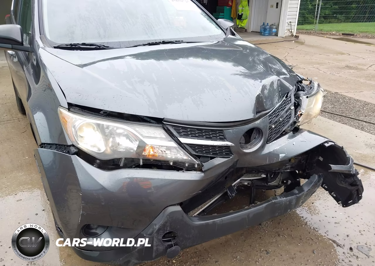 2015 Toyota Rav4 Le VIN:JTMBFREV6FD119060 - 17