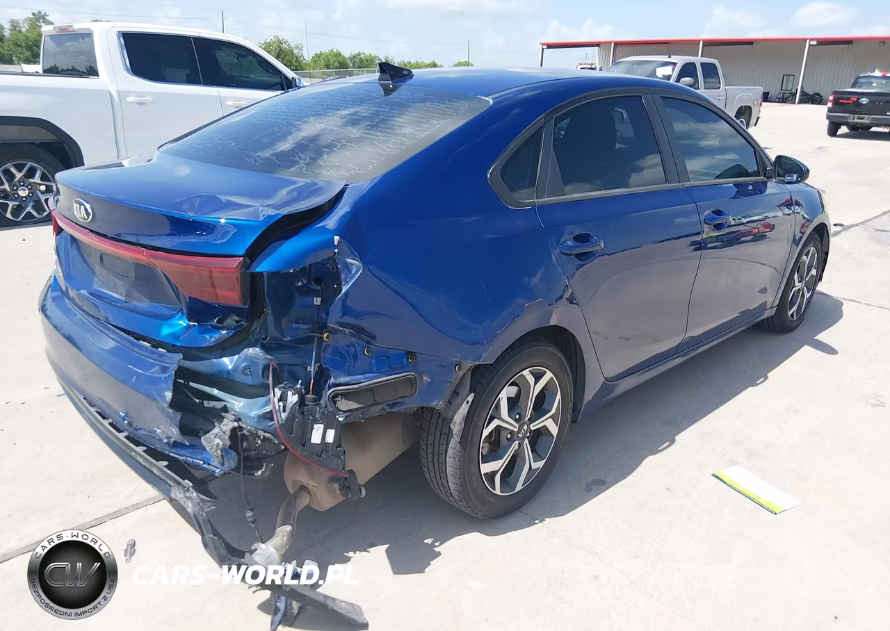 2021 Kia Forte Lxs VIN:3KPF24AD8ME364046 - 4