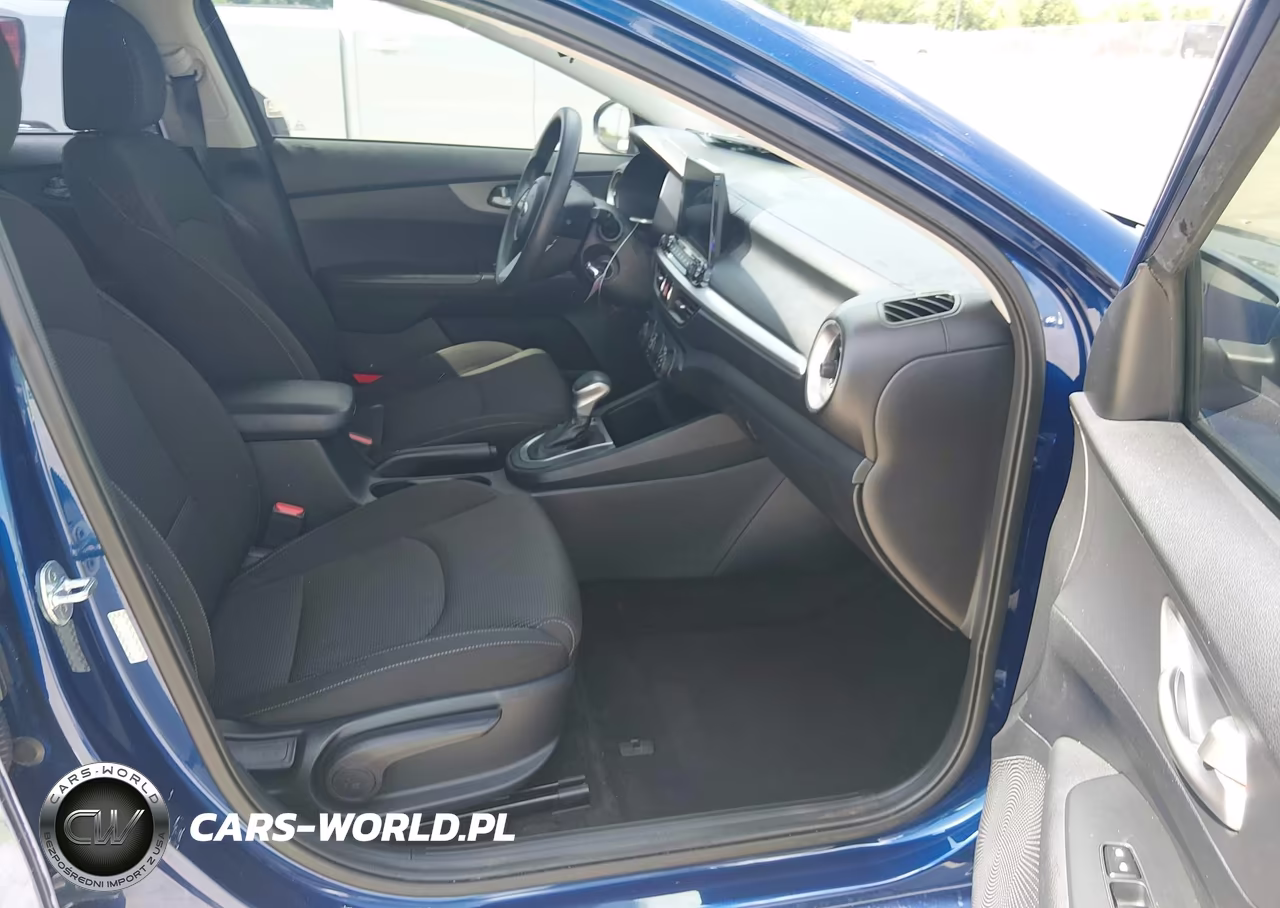 2021 Kia Forte Lxs VIN:3KPF24AD8ME364046 - 5