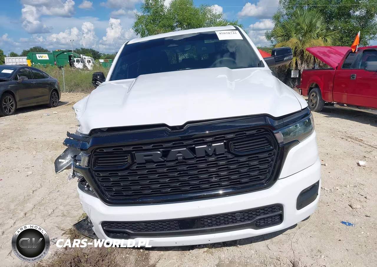 2025 Ram 1500 Big Horn 4X4 5'7 Box VIN:1C6SRFFP3SN529655 - 12