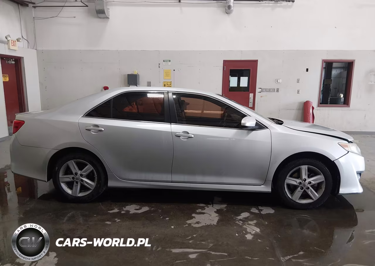 2012 Toyota Camry Se VIN:4T1BF1FK2CU073143 - 13