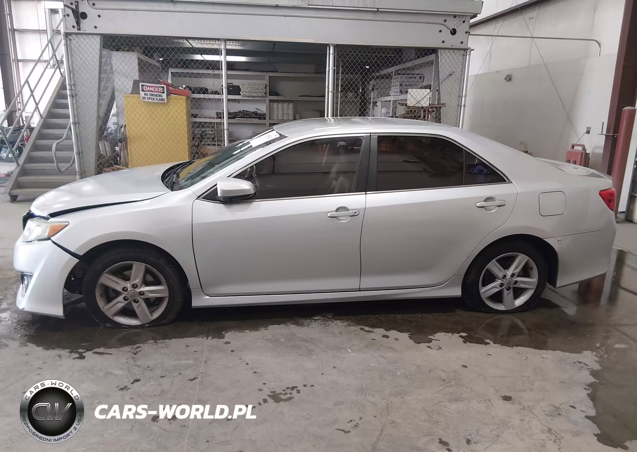 2012 Toyota Camry Se VIN:4T1BF1FK2CU073143 - 14