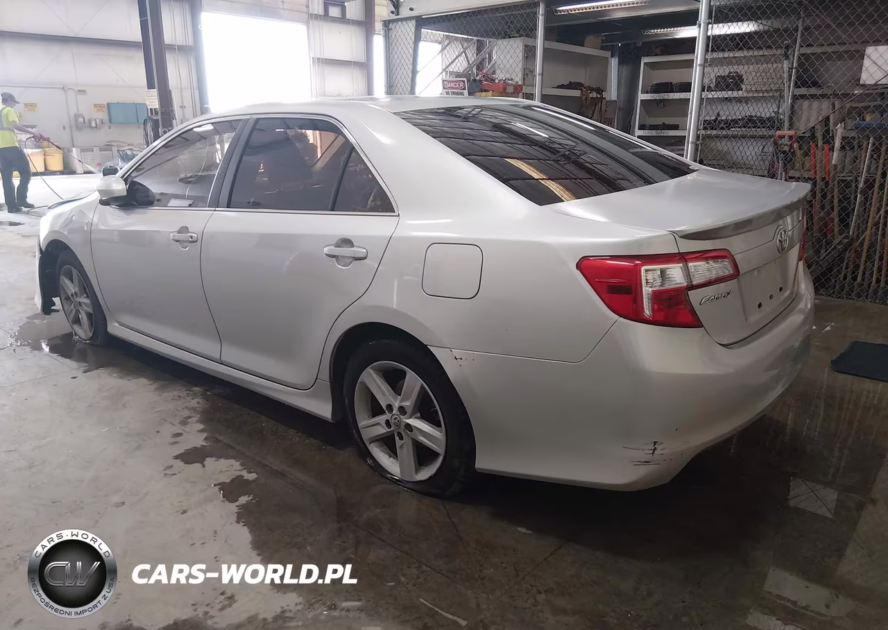 2012 Toyota Camry Se VIN:4T1BF1FK2CU073143 - 3