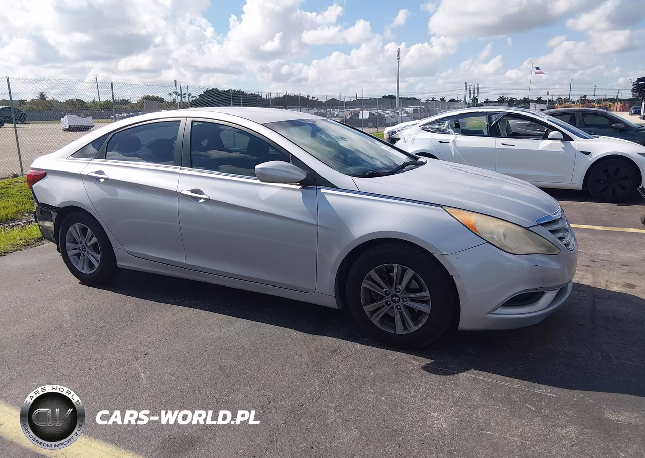2012 Hyundai Sonata Gls