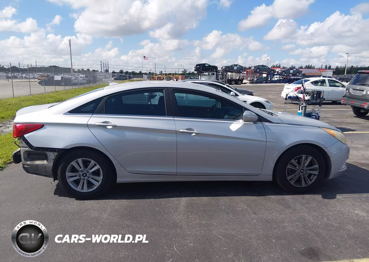 2012 Hyundai Sonata Gls VIN:5NPEB4AC6CH393770 - 13