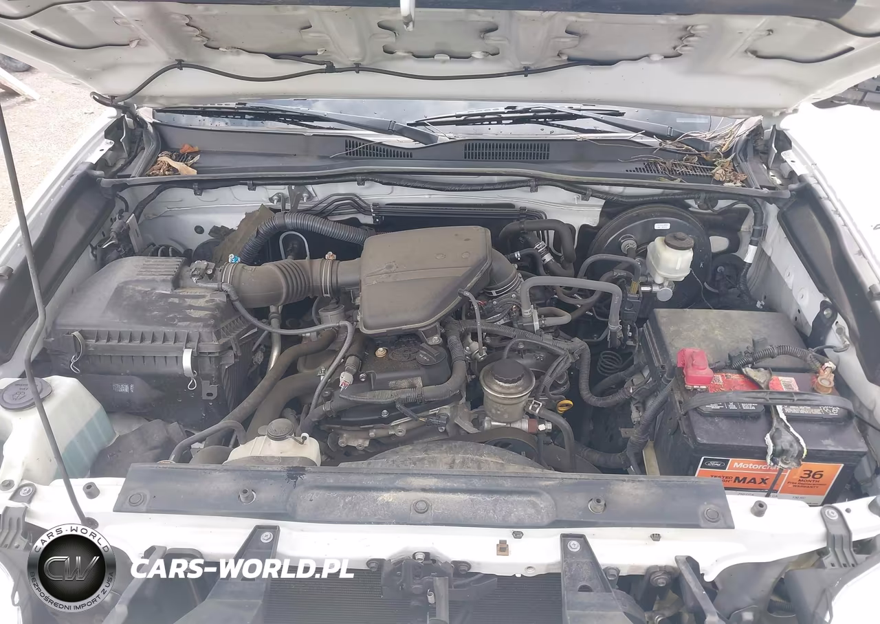 2017 Toyota Tacoma Sr VIN:5TFRX5GN7HX083446 - 10