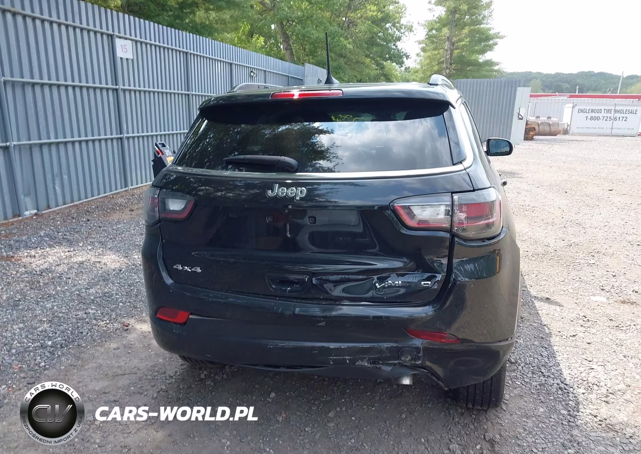 2025 Jeep Compass Limited 4X4 VIN:3C4NJDCN3ST607694 - 16