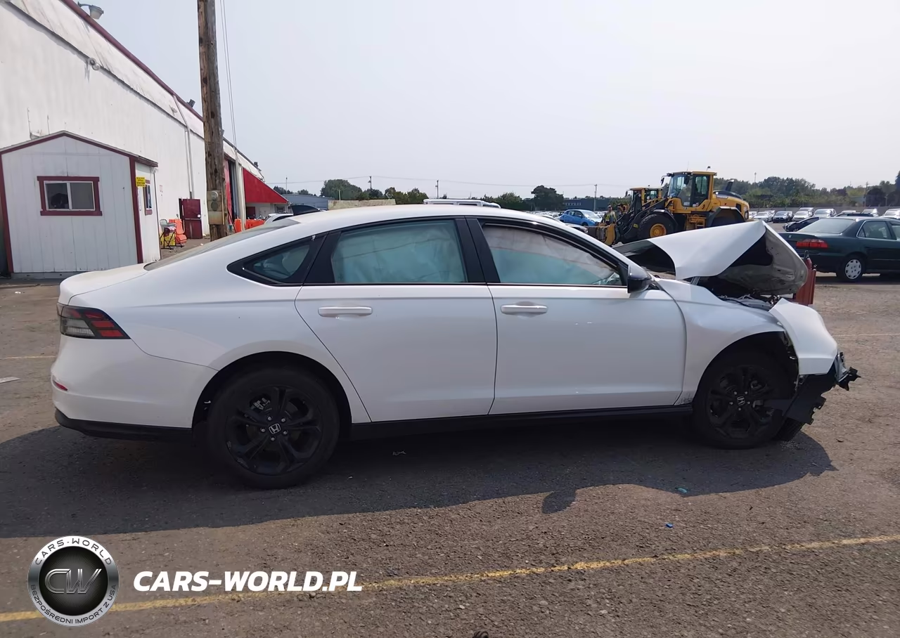 2025 Honda Accord Se VIN:1HGCY1F4XSA036864 - 14