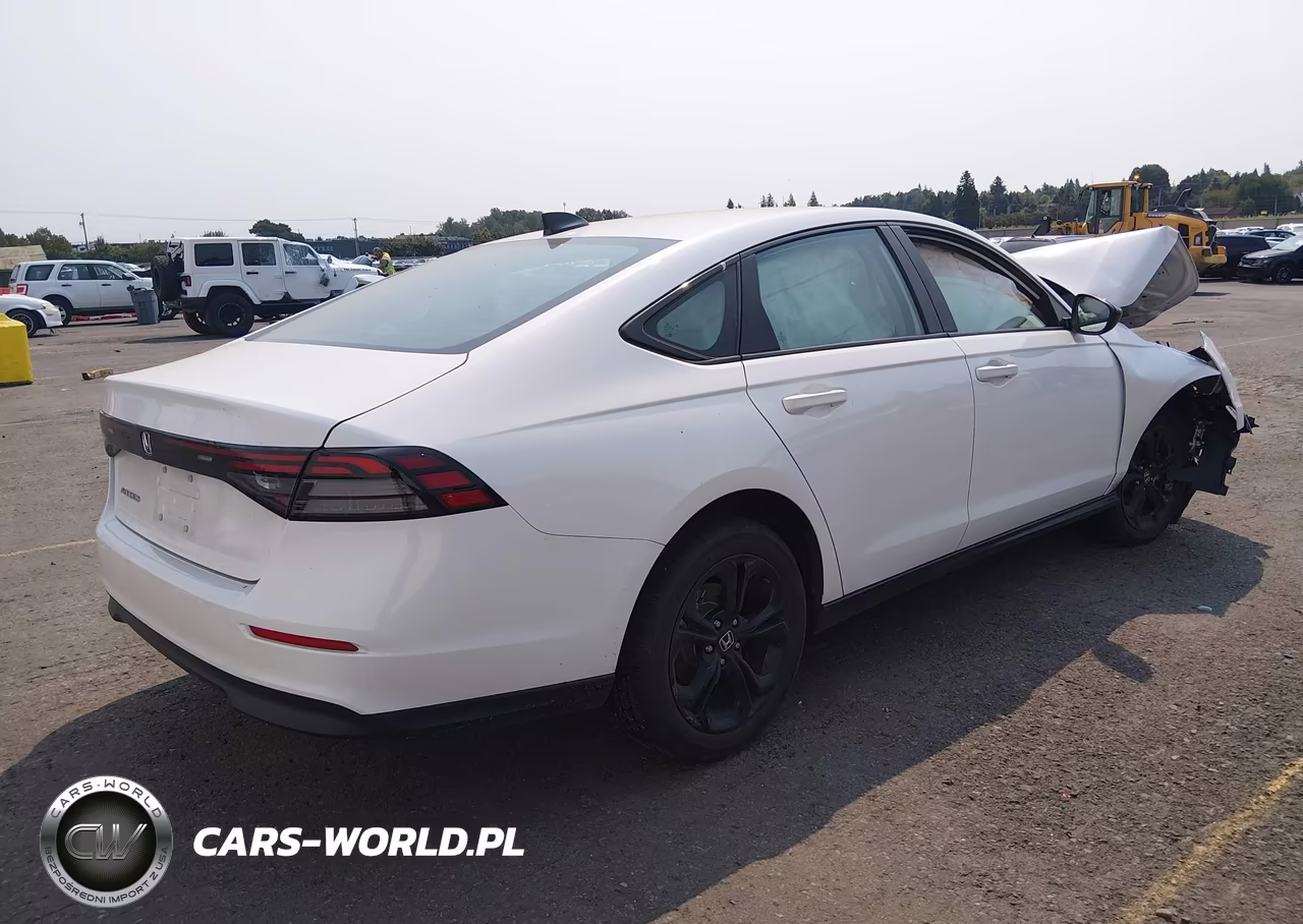 2025 Honda Accord Se VIN:1HGCY1F4XSA036864 - 4
