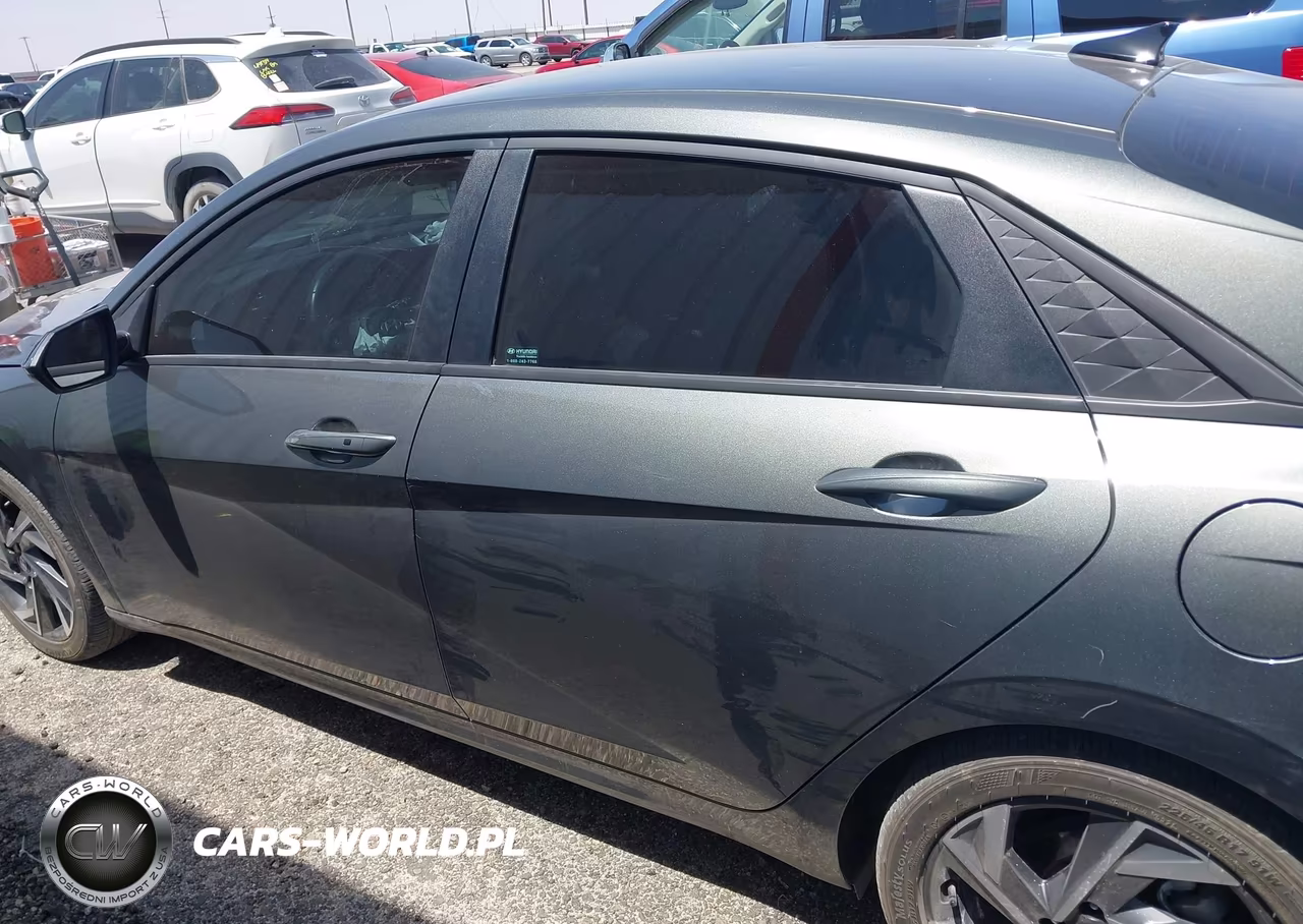 2025 Hyundai Elantra Sel Sport VIN:KMHLM4DG3SU992612 - 14