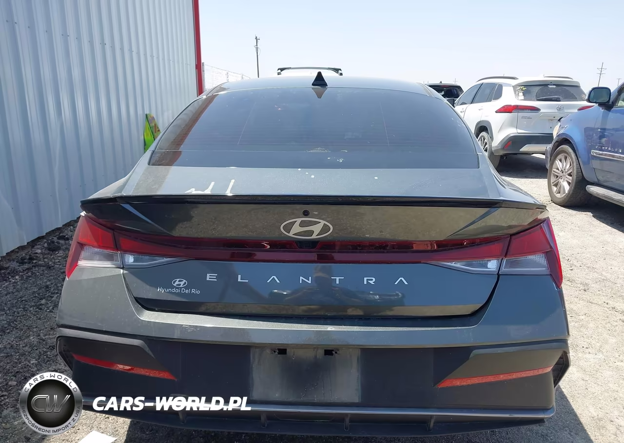 2025 Hyundai Elantra Sel Sport VIN:KMHLM4DG3SU992612 - 16