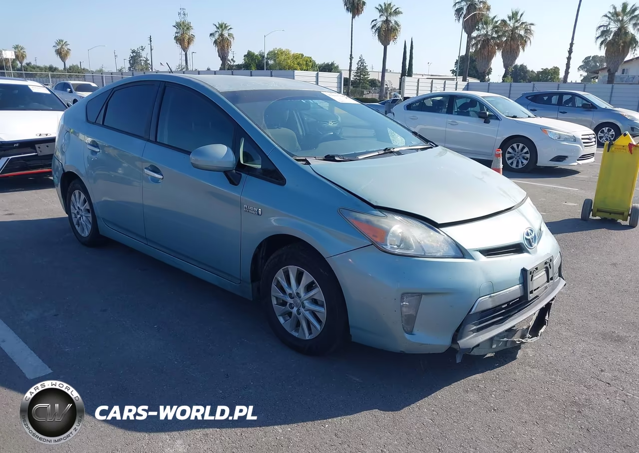 2014 Toyota Prius Plug-In – zdjęcie 1 z 16