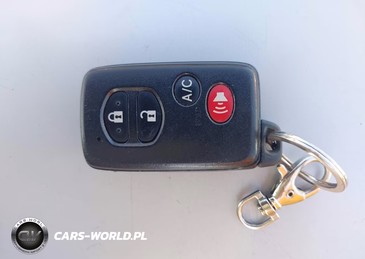 2014 Toyota Prius Plug-In VIN:JTDKN3DP4E3052692 - 11