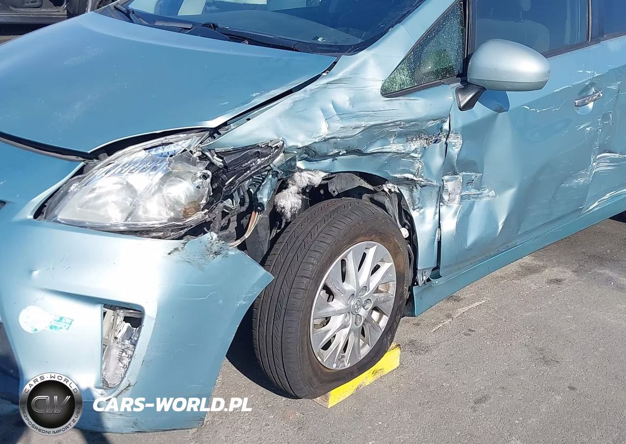2014 Toyota Prius Plug-In VIN:JTDKN3DP4E3052692 - 6