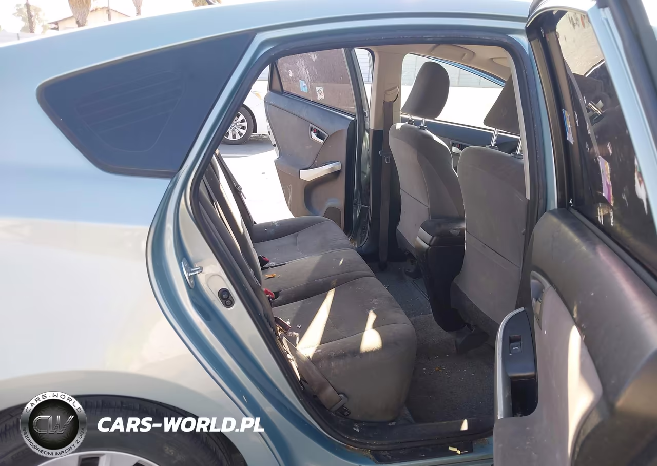 2014 Toyota Prius Plug-In VIN:JTDKN3DP4E3052692 - 8
