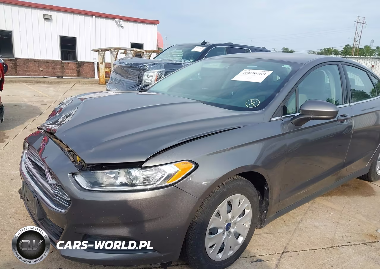 2014 Ford Fusion S VIN:1FA6P0G75E5396094 - 13