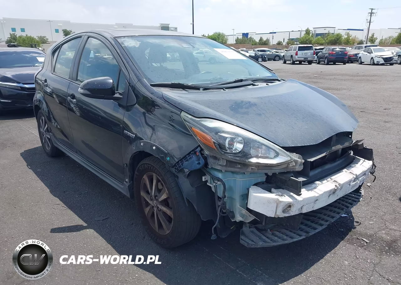 2018 Toyota Prius C Four