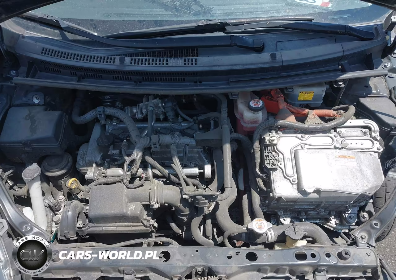 2018 Toyota Prius C Four VIN:JTDKDTB32J1605266 - 10