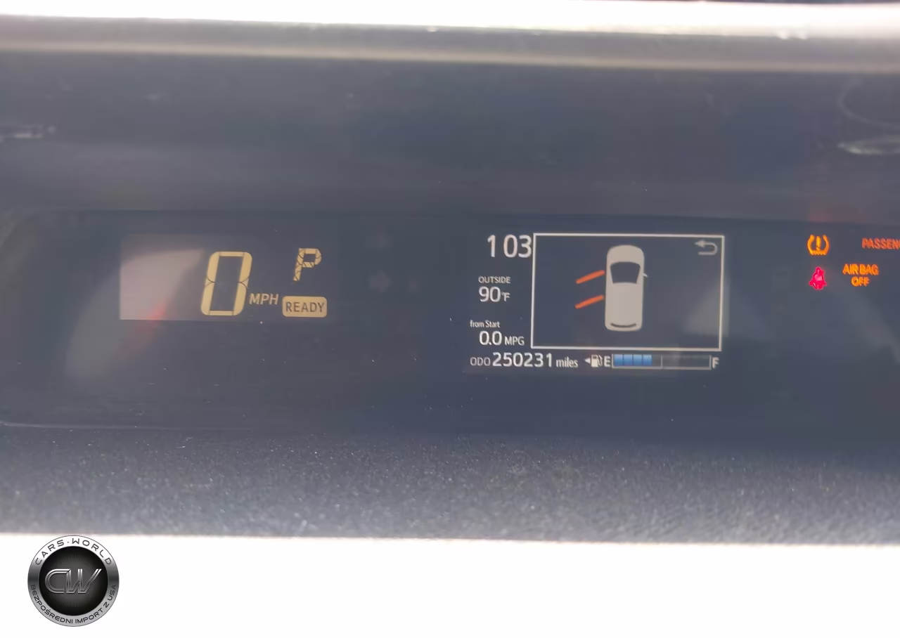 2018 Toyota Prius C Four VIN:JTDKDTB32J1605266 - 7