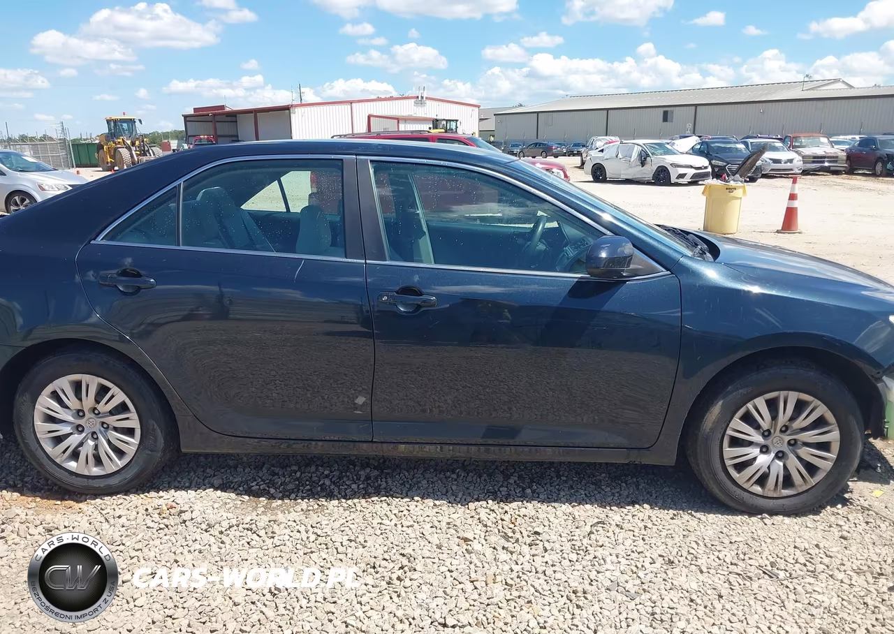 2014 Toyota Camry L VIN:4T1BF1FK0EU852866 - 13