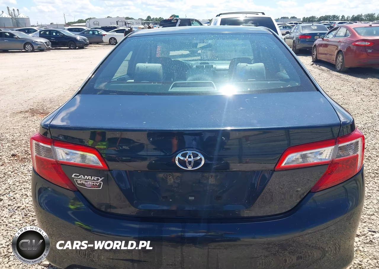 2014 Toyota Camry L VIN:4T1BF1FK0EU852866 - 16