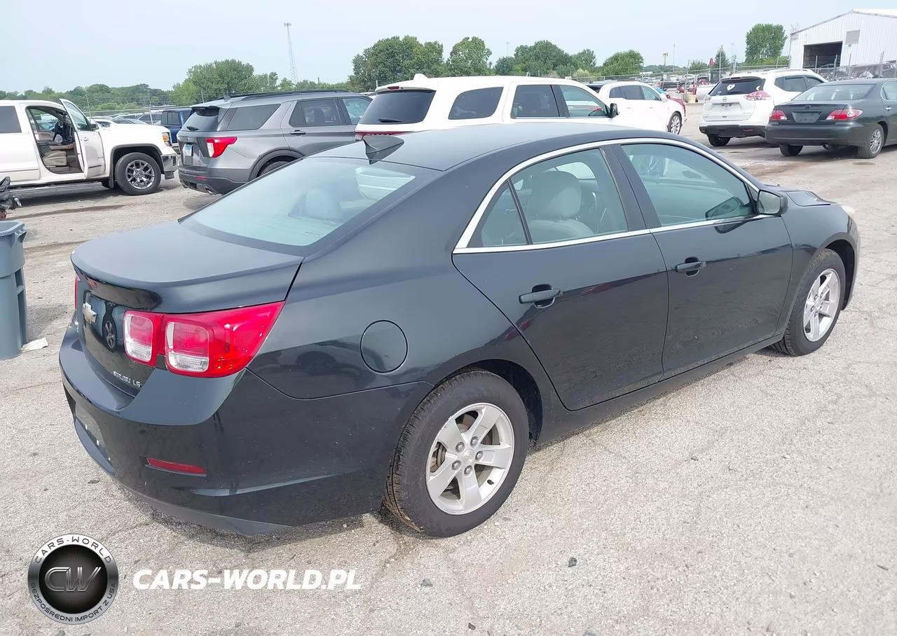 2015 Chevrolet Malibu Ls VIN:1G11B5SL7FF160796 - 4
