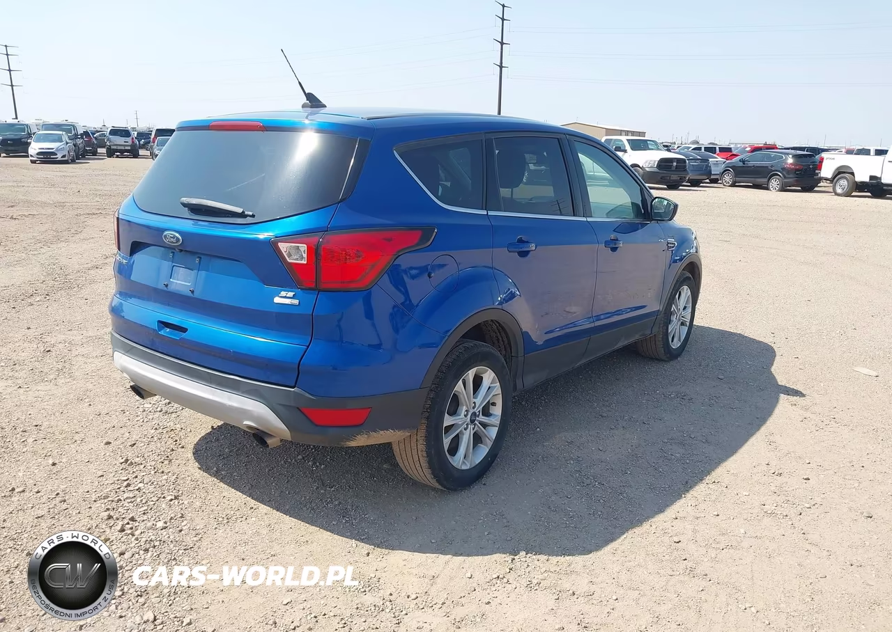 2019 Ford Escape Se VIN:1FMCU9GD7KUB66862 - 4