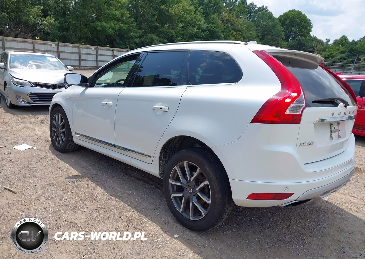 2017 Volvo Xc60 T6 Dynamic VIN:YV449MRR0H2212216 - 3