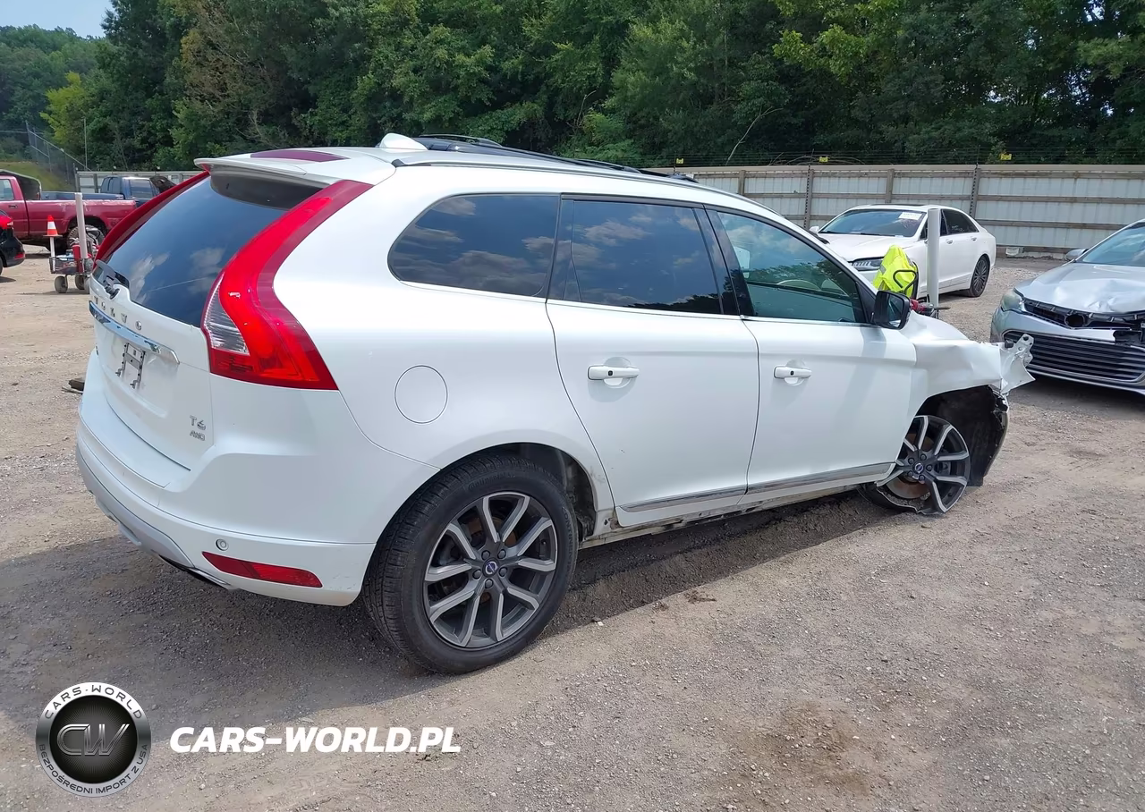 2017 Volvo Xc60 T6 Dynamic VIN:YV449MRR0H2212216 - 4