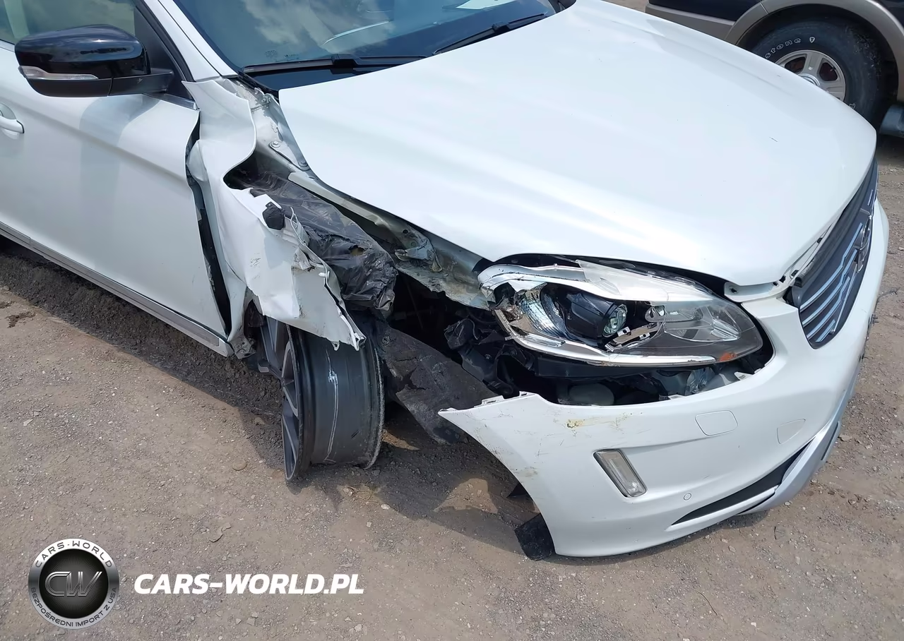 2017 Volvo Xc60 T6 Dynamic VIN:YV449MRR0H2212216 - 6