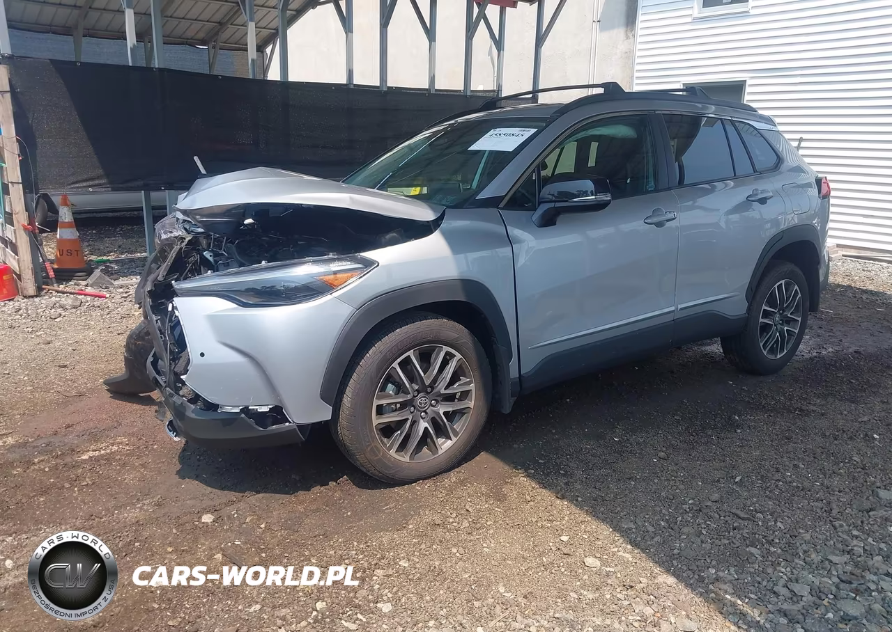 2026 Toyota Corolla Cross Xle VIN:7MUDAABGXTV158092 - 2