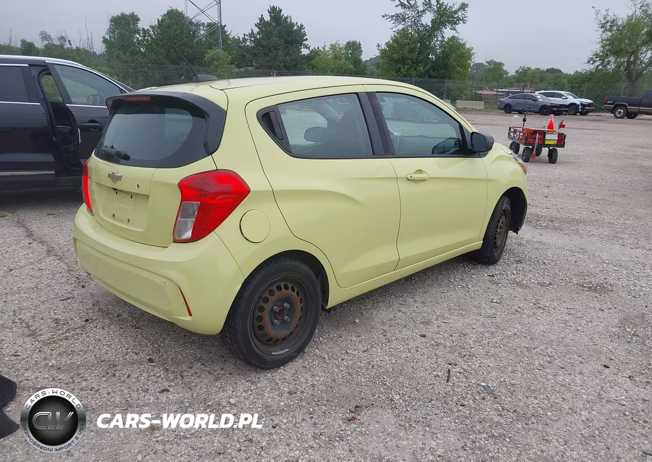 2017 Chevrolet Spark Ls Cvt VIN:KL8CB6SA9HC817874 - 4