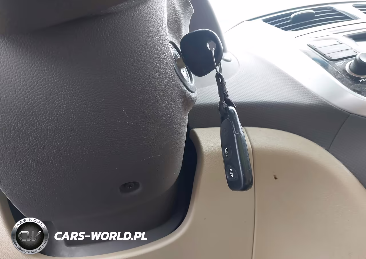 2014 Hyundai Accent Gls VIN:KMHCU4AE7EU752518 - 11