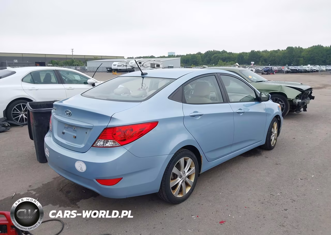2014 Hyundai Accent Gls VIN:KMHCU4AE7EU752518 - 4