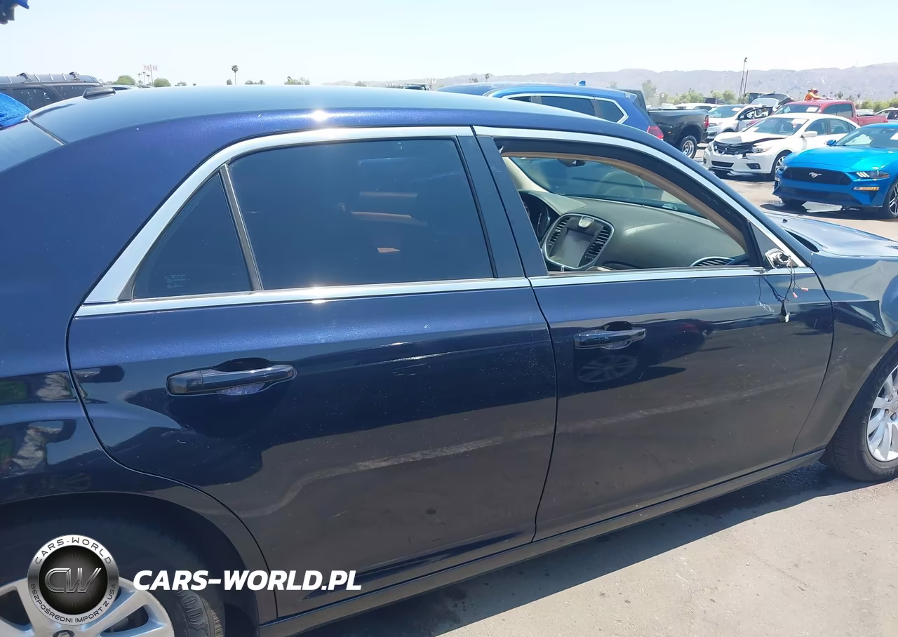 2012 Chrysler 300 VIN:2C3CCAAG9CH233546 - 14