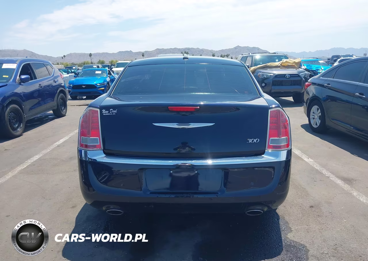 2012 Chrysler 300 VIN:2C3CCAAG9CH233546 - 17