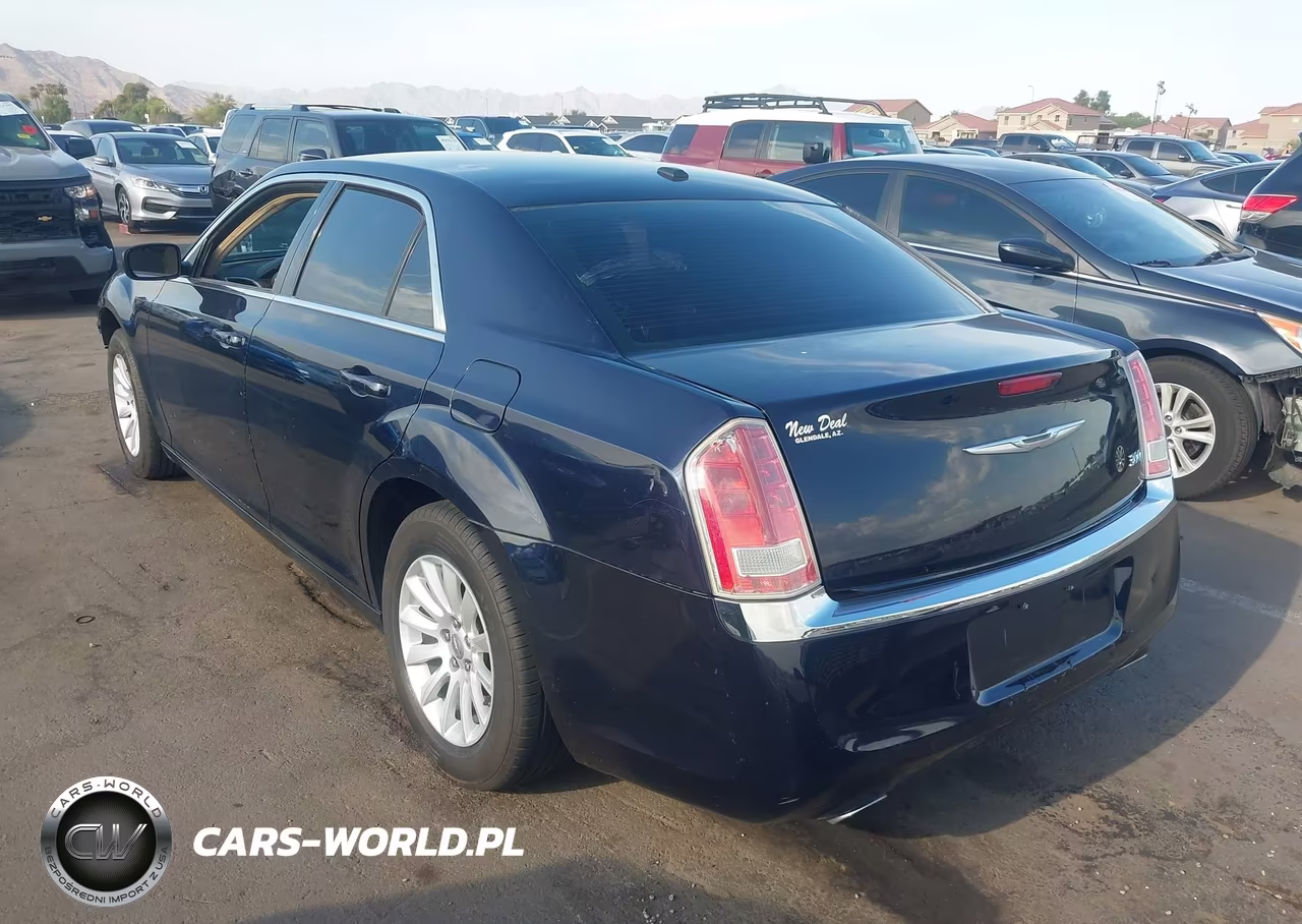 2012 Chrysler 300 VIN:2C3CCAAG9CH233546 - 3