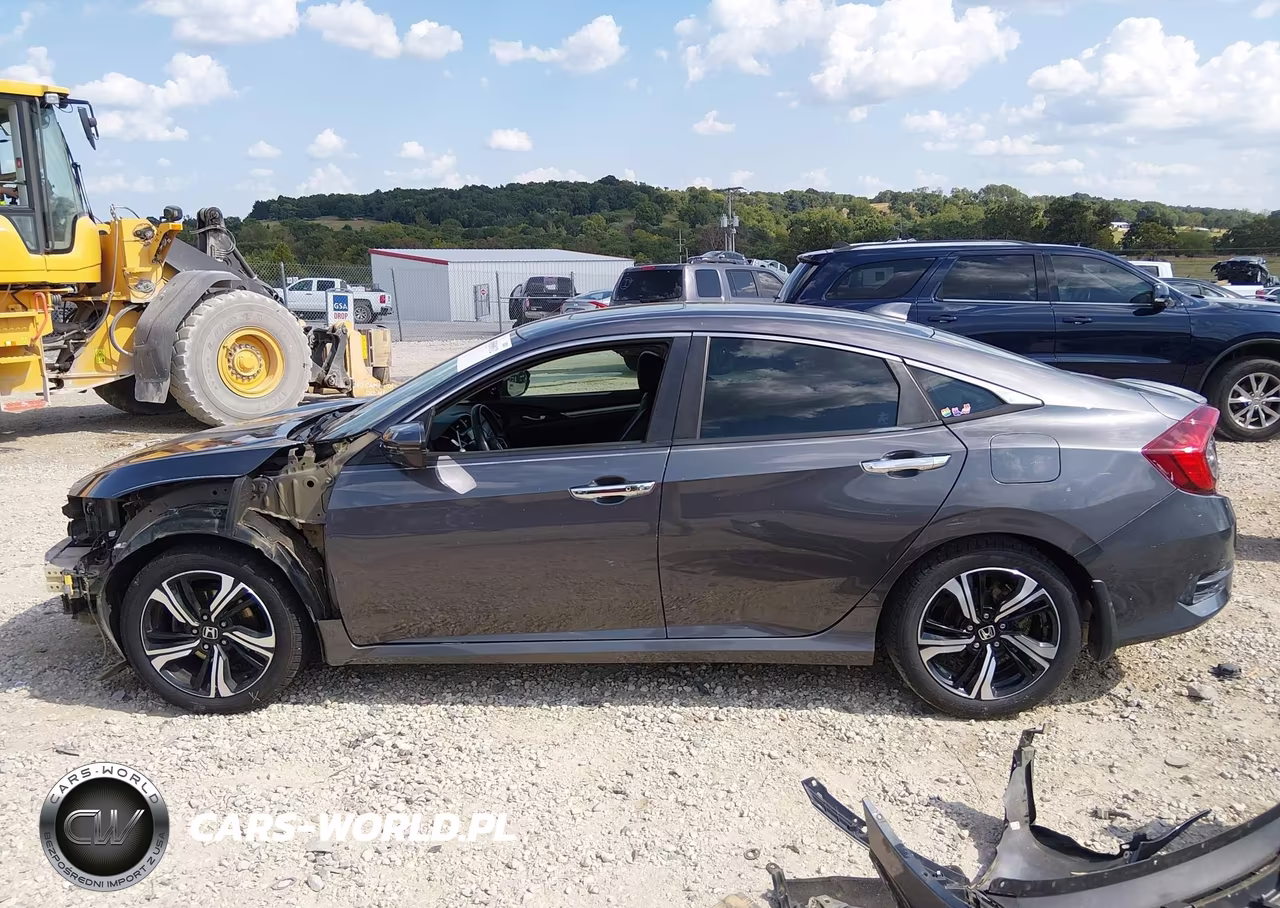 2016 Honda Civic Touring VIN:2HGFC1F96GH631291 - 14