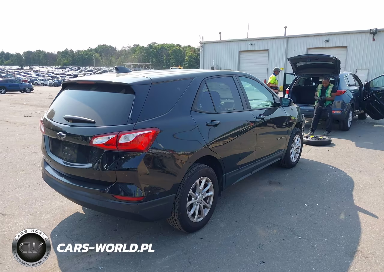 2020 Chevrolet Equinox Awd Ls VIN:2GNAXSEV0L6147101 - 4