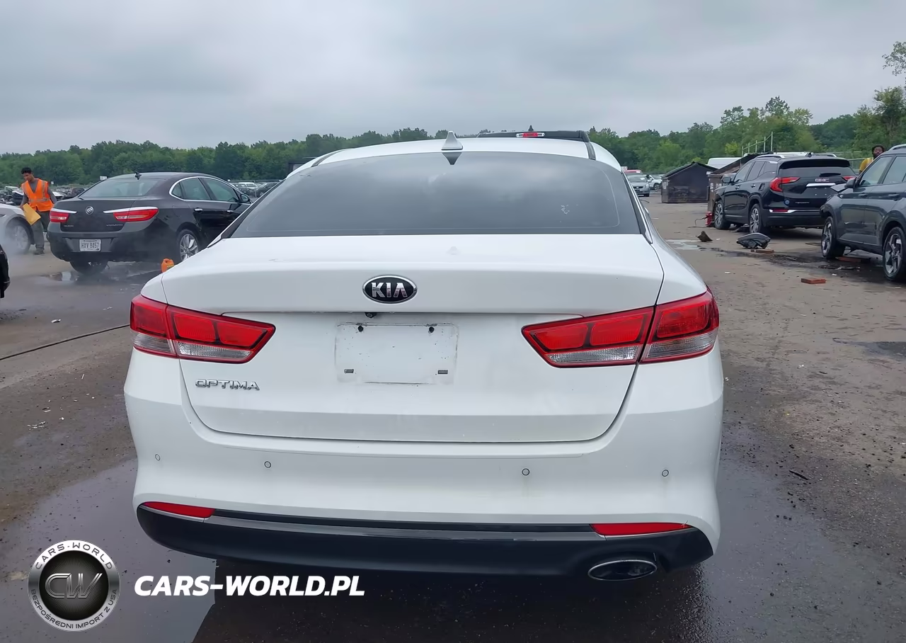 2018 Kia Optima Lx VIN:5XXGT4L35JG271235 - 16