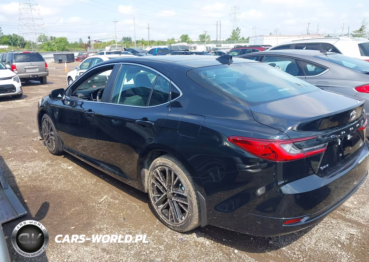 2026 Toyota Camry Xle VIN:4T1DAACK1TU765437 - 3