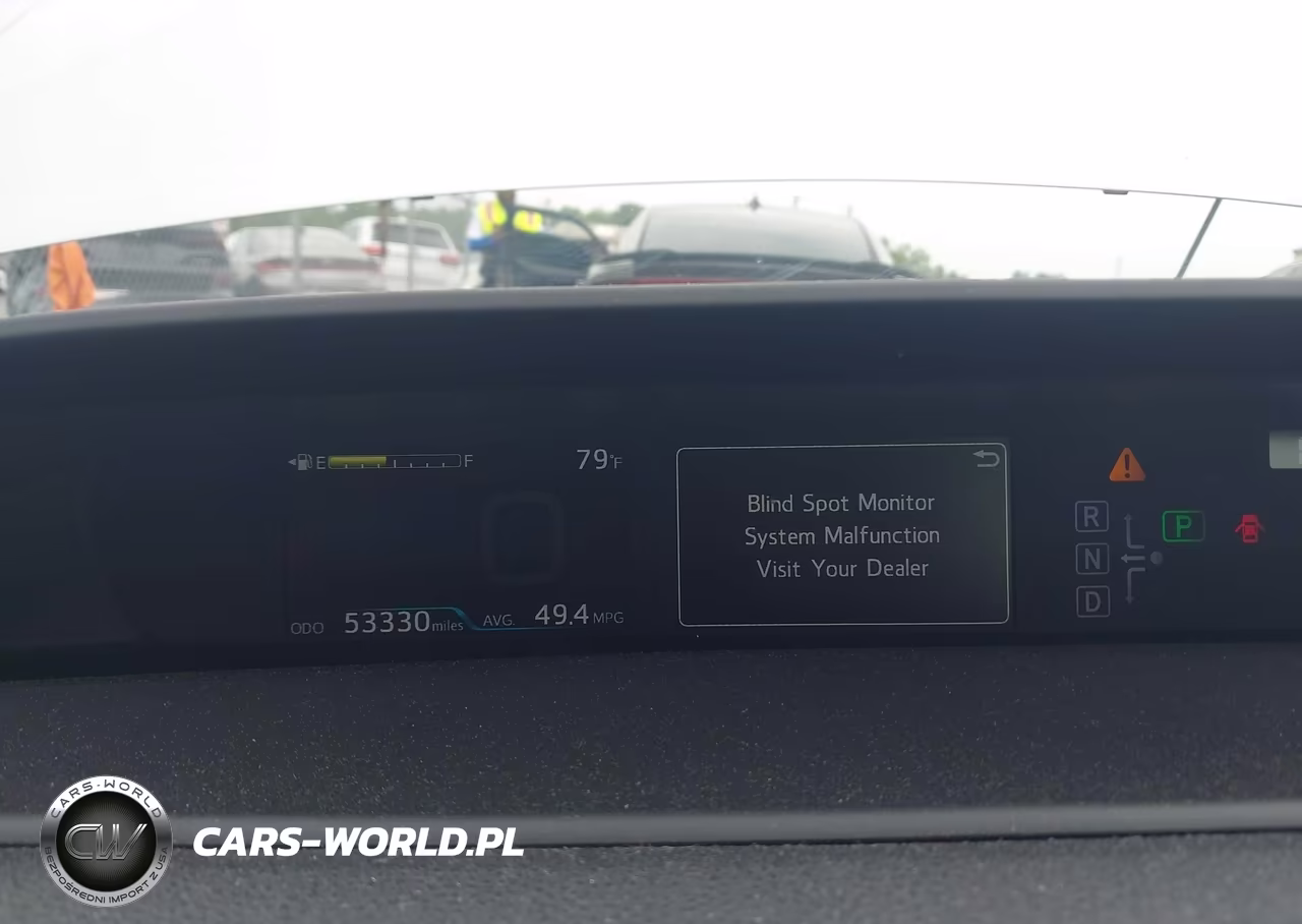 2018 Toyota Prius Four VIN:JTDKARFU9J3064851 - 7
