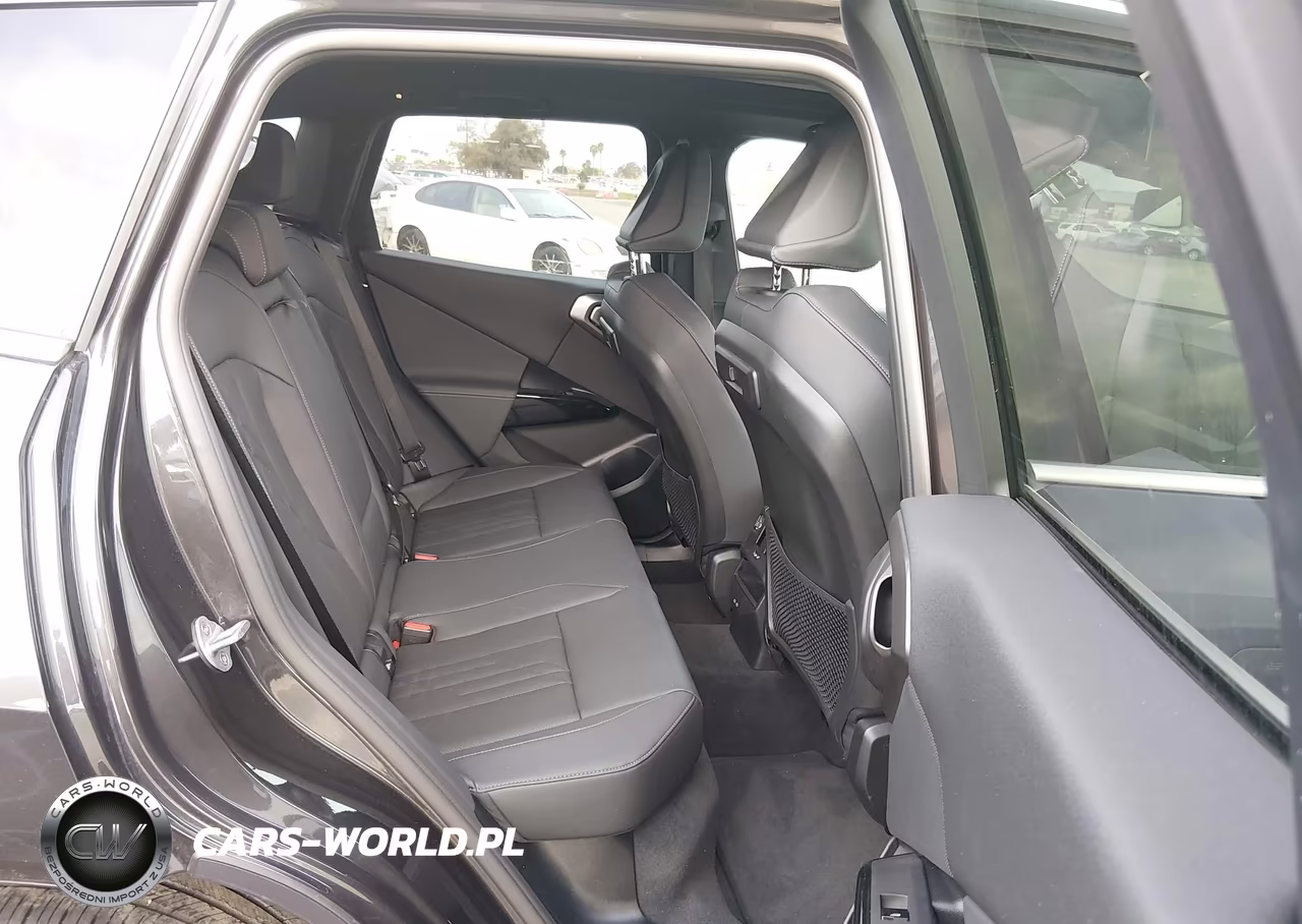 2026 BMW X3 30 xDrive VIN:5UX53GP08T9366928 - 8