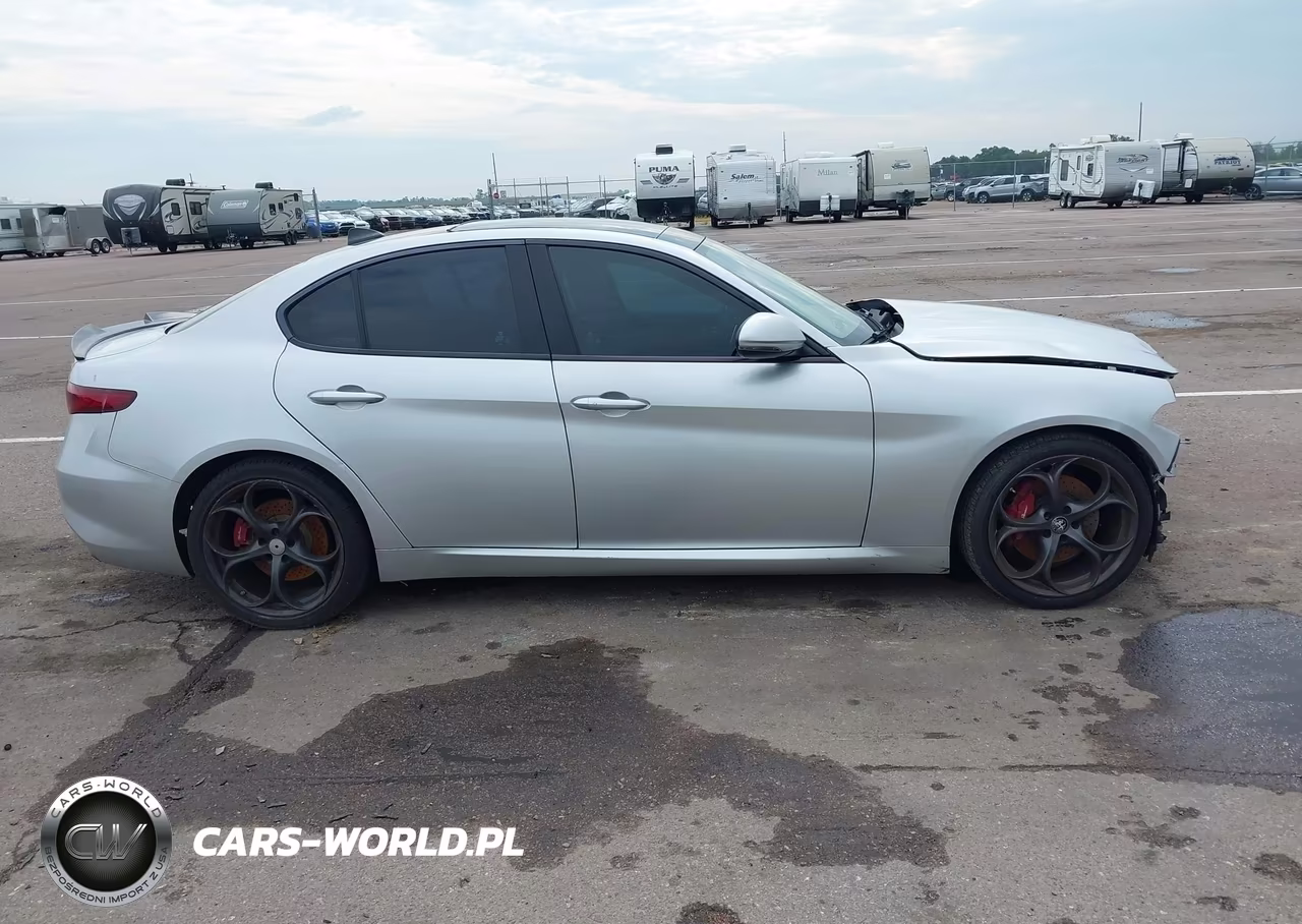 2018 Alfa Romeo Giulia Ti Sport Rwd VIN:ZARFAECN2J7568146 - 13