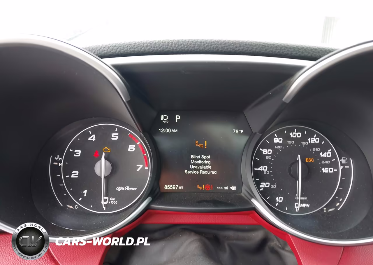 2018 Alfa Romeo Giulia Ti Sport Rwd VIN:ZARFAECN2J7568146 - 7